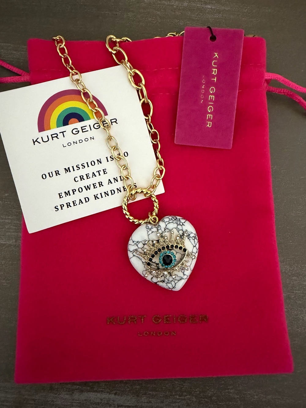 NWT Kurt Geiger London Evil Eye Heart Stone Pendant Necklace Gold White Howlite